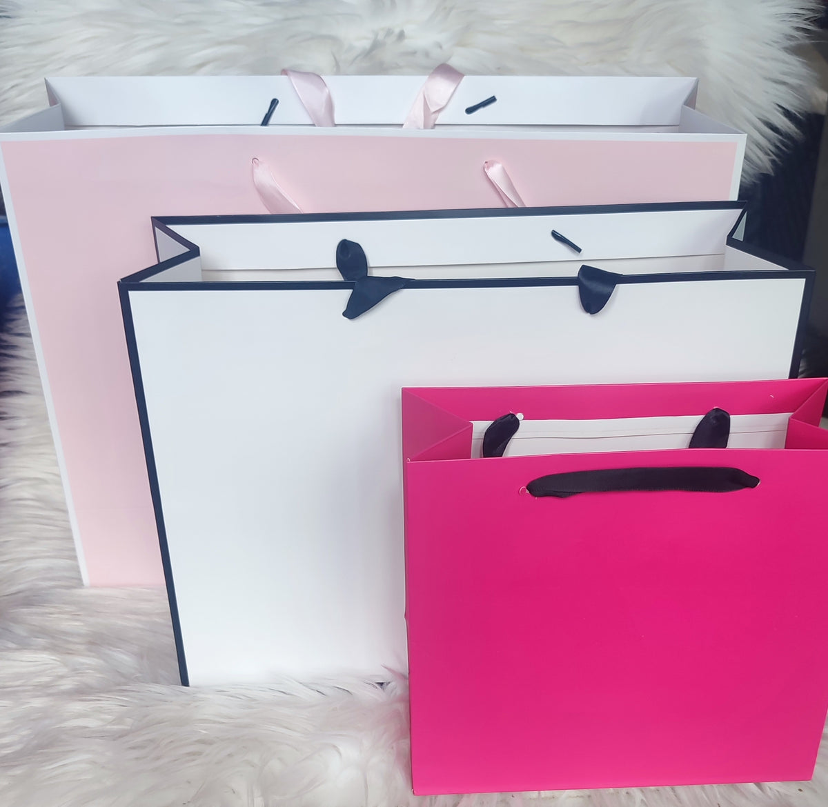 Ribbon Handle Paper Bags (24pk)
